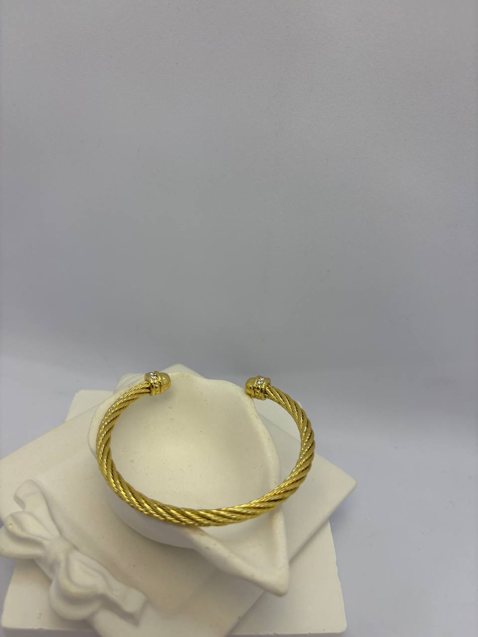 photo_6030475478105705656_y